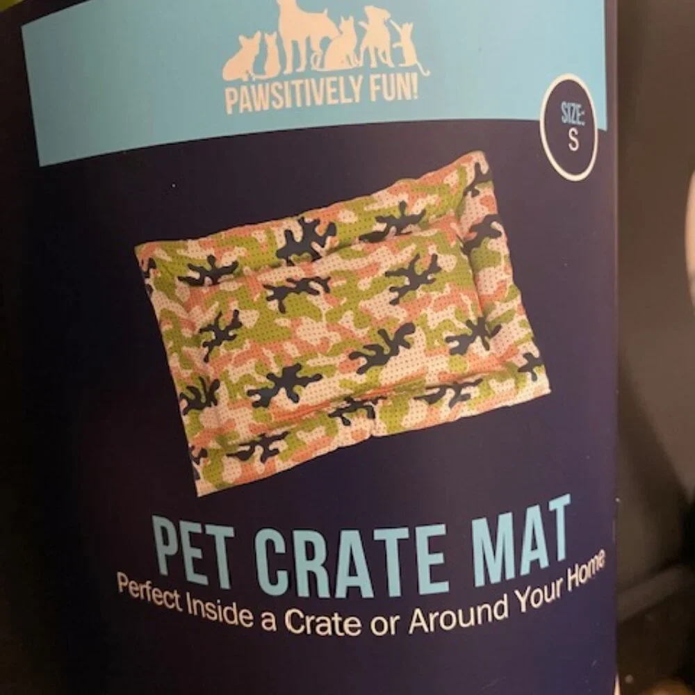 1 PAWSITIVELY FUN! PET CRATE MAT *Size: Small* *Standard*